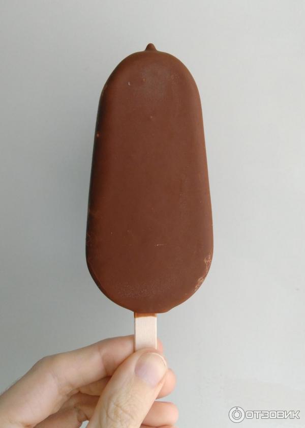 Сколько стоит эскимо. 500 Эскимо. Шоколадное мороженое на палочке. Пломбир в шоколаде на палочке. Мороженое шоколадное пломбир на палочке.