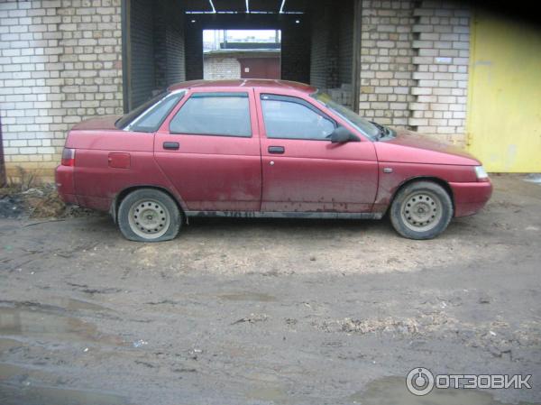 Автомобиль ВАЗ 2110 - седан фото