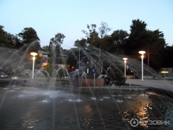 Памятник Юрате и Каситису и фонтан